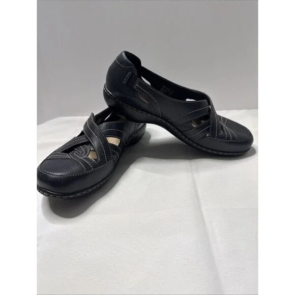 Clarks Women's Ashland Spin Q Flat Black Leather Sz 8.5 Medium Gently Used 2025 - Picture 5 of 10